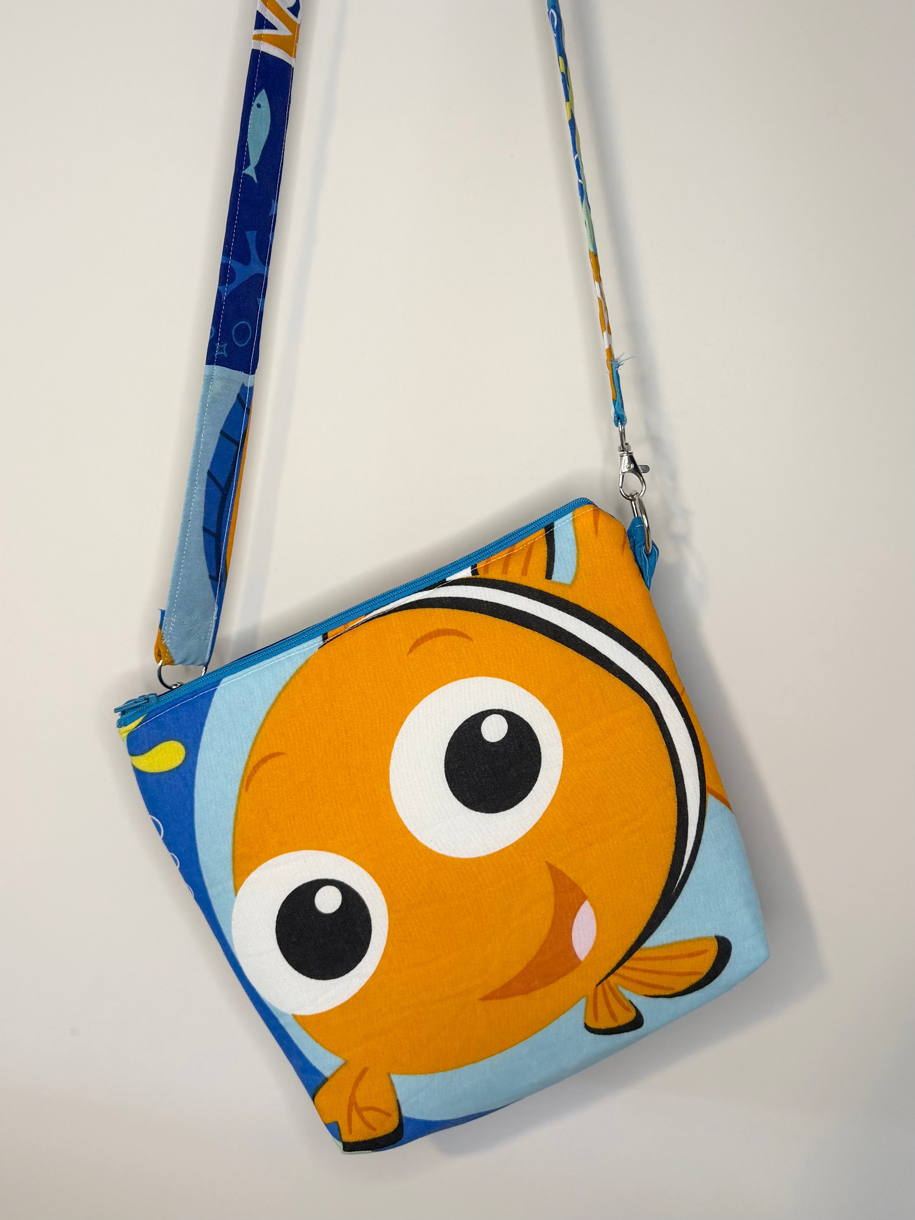 crossbody of clown fish