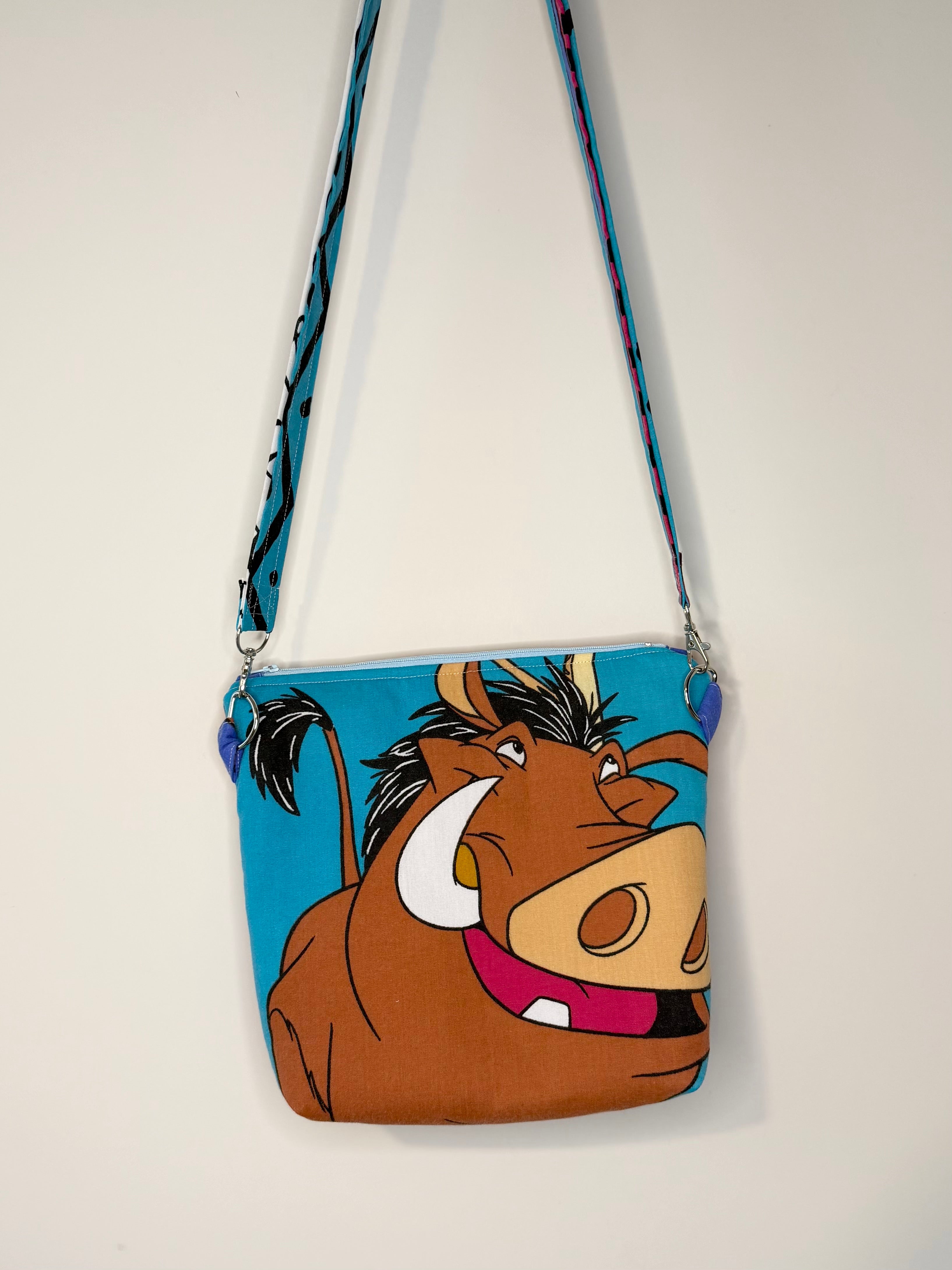 crossbody of warthog