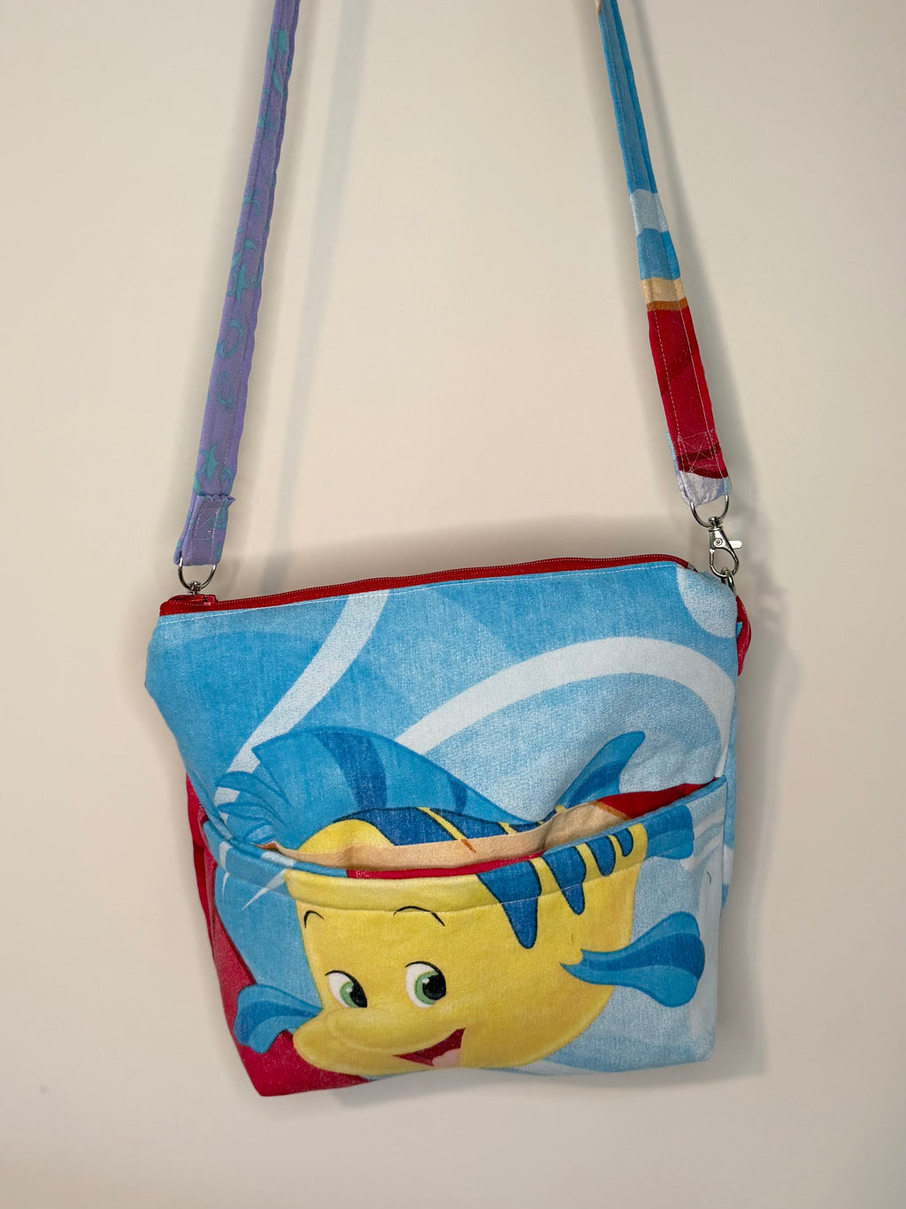 crossbody of yellow fish sidekick